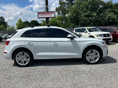 Used 2020 Audi Q5 2.0T Premium Plus w/ Premium Plus Package AWD/4WD image 3