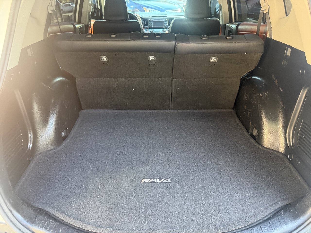 Used 2013 Toyota RAV4 Limited AWD/4WD image 20