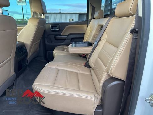 Used 2018 GMC Sierra 3500 Denali w/ Duramax Plus Package image 12