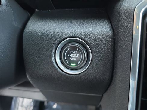 Certified 2025 GMC Acadia Elevation image 30