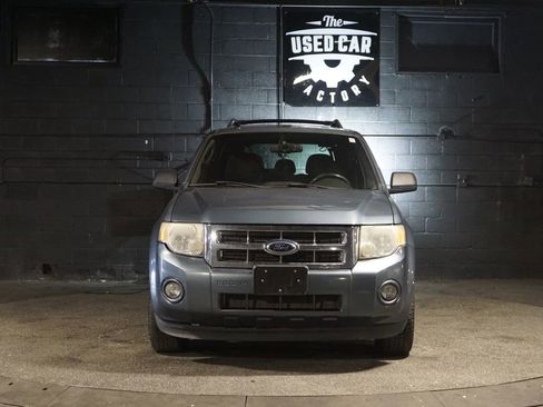Used 2011 Ford Escape XLT w/ 202A Rapid Spec Order Code AWD/4WD image 8