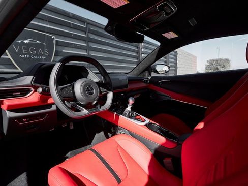 Used 2025 Lotus Emira image 2