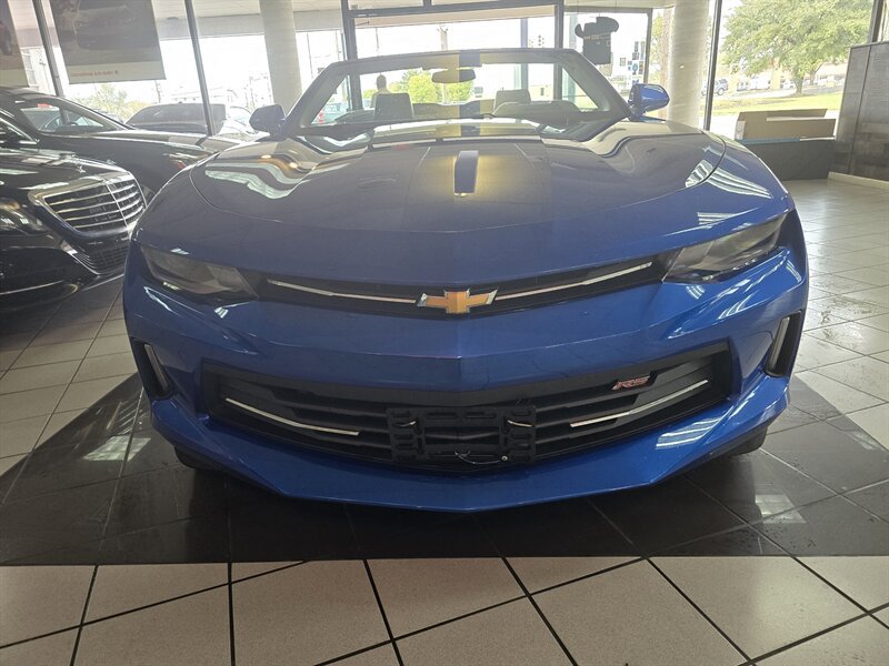 Used 2017 Chevrolet Camaro LT RWD image 2