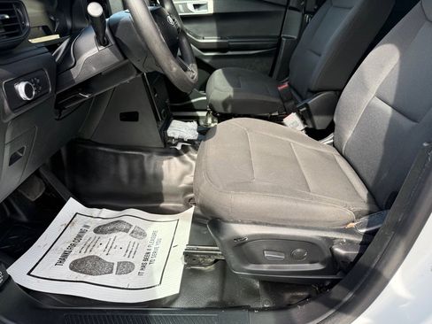 Used 2021 Ford Explorer 4WD Police Interceptor image 17