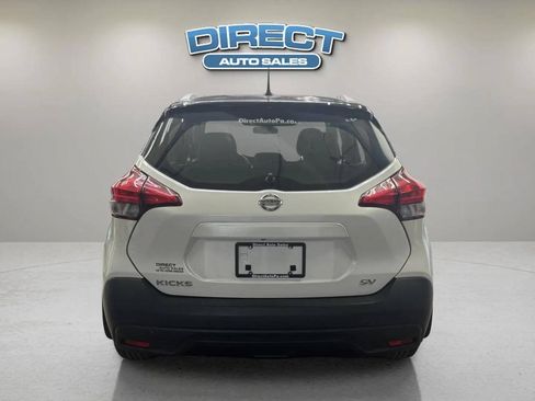 Used 2019 Nissan Kicks SV FWD image 5