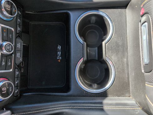 Used 2021 GMC Yukon XL SLT w/ SLT Luxury Plus Package image 30