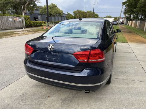 Used 2013 Volkswagen Passat 3.6 SEL Premium image 3