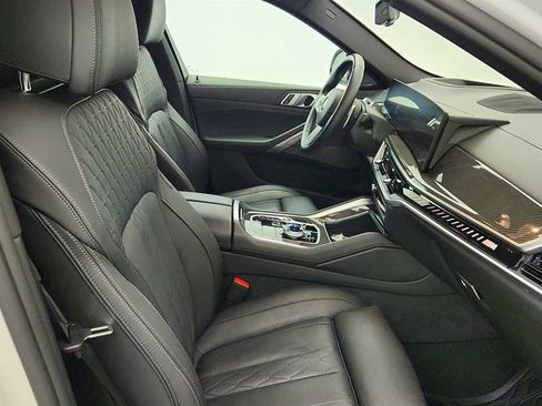 Used 2024 BMW X6 M60i AWD/4WD image 24