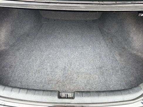 Used 2017 Honda Accord LX image 31