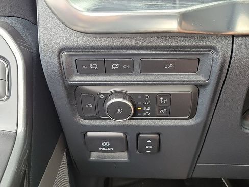 Used 2022 Ford F150 Lariat AWD/4WD image 14