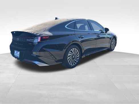 New 2026 Hyundai Sonata Limited image 4