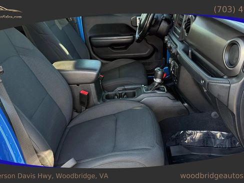 Used 2020 Jeep Gladiator Sport w/ Quick Order Package 24S image 41