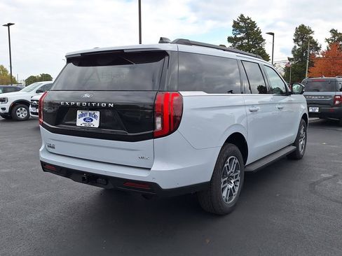 New 2025 Ford Expedition Max Active image 24