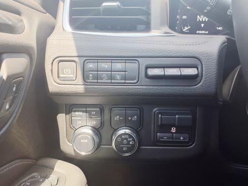 Used 2024 GMC Yukon XL Denali w/ Max Trailering Package AWD/4WD image 26