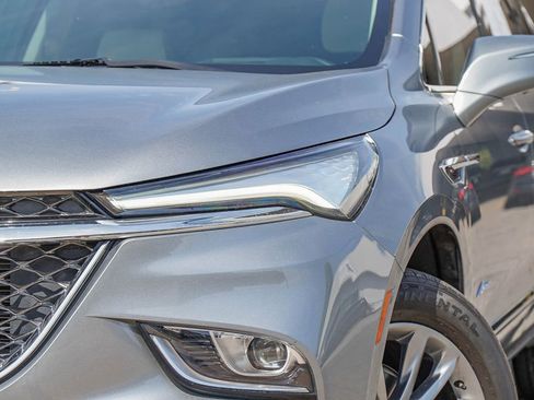 Used 2023 Buick Enclave Avenir image 3