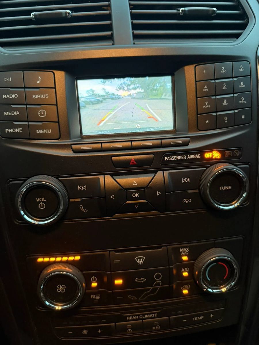Used 2018 Ford Explorer FWD image 14