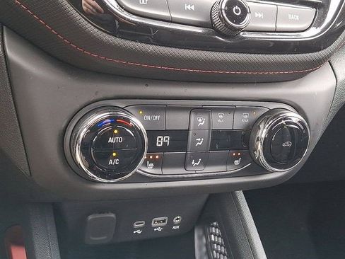 Certified 2023 Chevrolet TrailBlazer RS w/ Convenience Package image 15