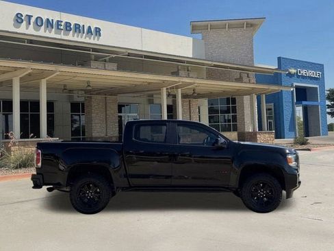 Used 2022 GMC Canyon AT4 image 4