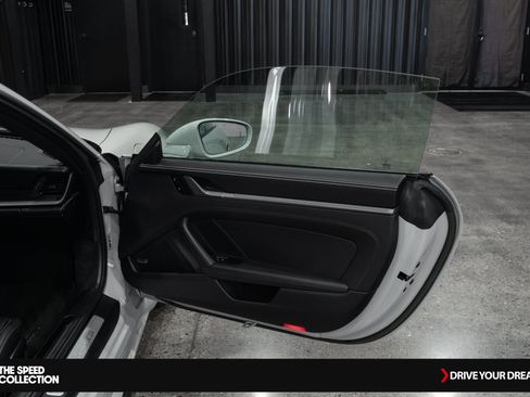 Used 2022 Porsche 911 Carrera S w/ Premium Package image 17