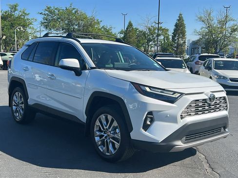 Used 2025 Toyota RAV4 Limited w/ Advanced Technology Package AWD/4WD image 3