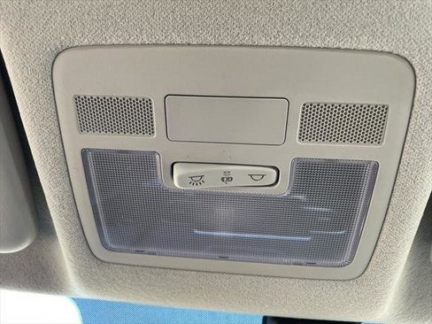 New 2026 Hyundai Venue SE image 15