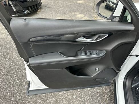 Used 2023 Buick Envision Preferred image 13