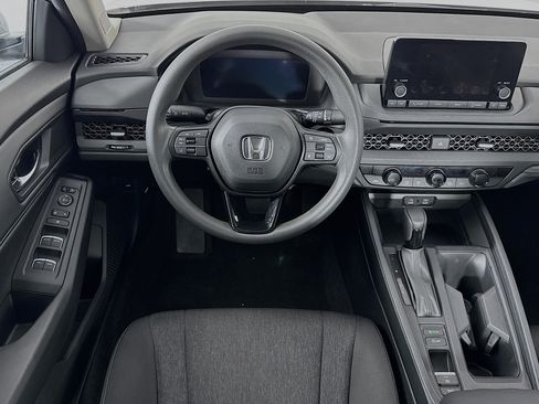 Certified 2023 Honda Accord EX image 22