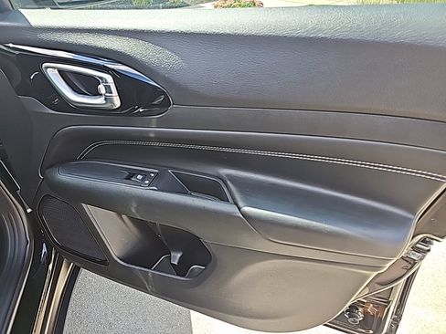 Certified 2022 Jeep Compass Altitude w/ Convenience Group image 28