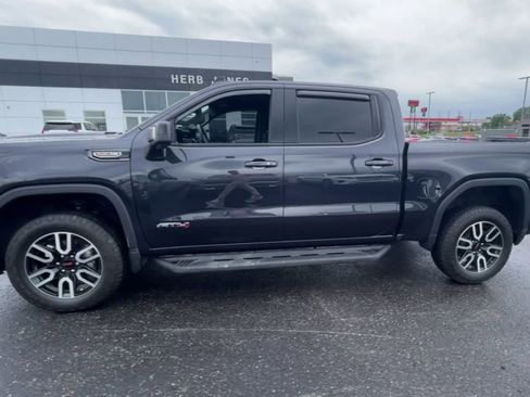 Used 2024 GMC Sierra 1500 AT4 w/ Technology Package image 3