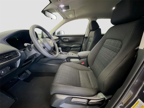 New 2026 Honda HR-V LX image 5