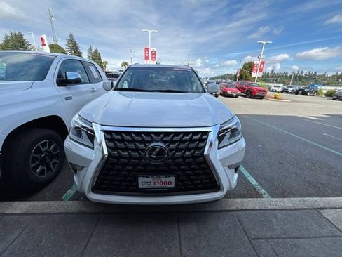 Used 2022 Lexus GX 460 Premium w/ Premium Package AWD/4WD image 2