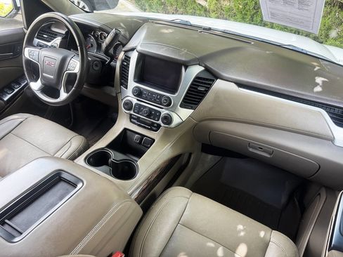 Used 2015 GMC Yukon SLE w/ Convenience Package RWD image 9