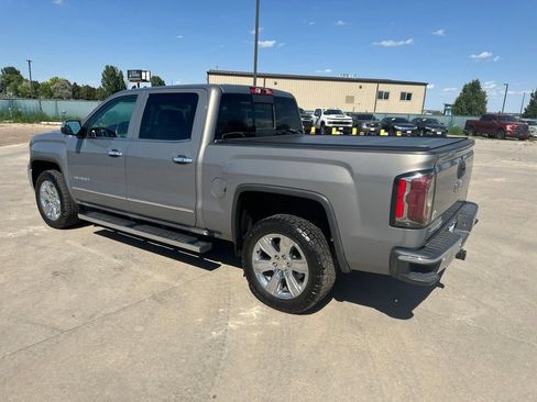 Used 2017 GMC Sierra 1500 SLT AWD/4WD image 31