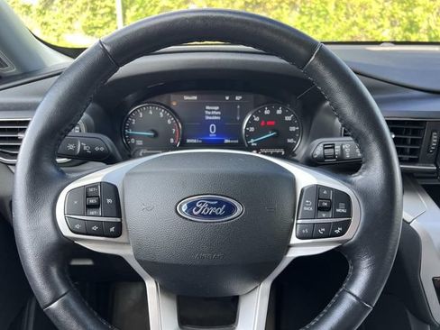 Certified 2023 Ford Explorer XLT w/ Equipment Group 202A AWD/4WD image 21