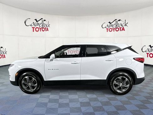 Used 2025 Chevrolet Blazer LT FWD image 5