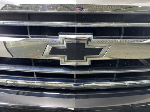 Used 2018 Chevrolet Silverado 2500 High Country w/ Duramax Plus Package image 9