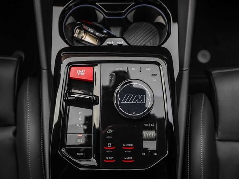 Used 2025 BMW M5 w/ Carbon Package image 29