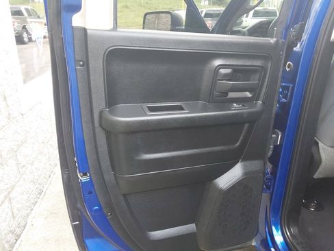 Used 2018 RAM 1500 Express AWD/4WD image 27