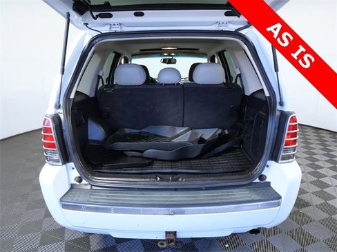 Used 2005 Mercury Mariner Luxury image 9