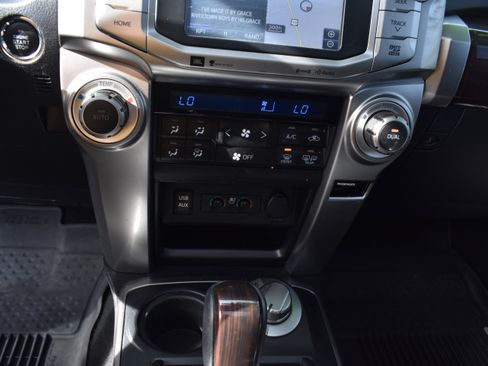 Used 2017 Toyota 4Runner Limited image 20