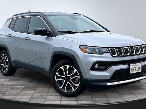 Certified 2023 Jeep Compass Limited AWD/4WD image 29