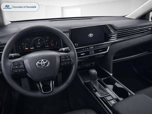 Used 2026 Toyota Camry LE w/ Convenience Package FWD image 9