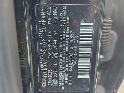 Used 2025 Hyundai Elantra SEL FWD image 9