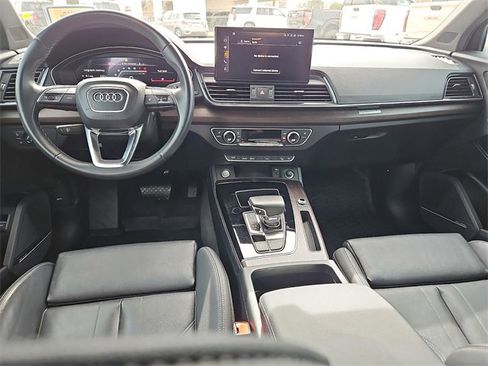 Used 2022 Audi Q5 2.0T Premium Plus image 12