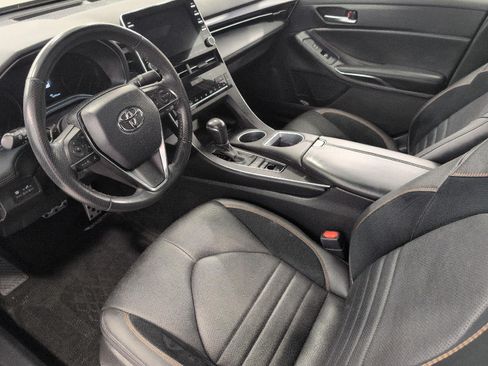 Used 2022 Toyota Avalon XSE FWD image 9