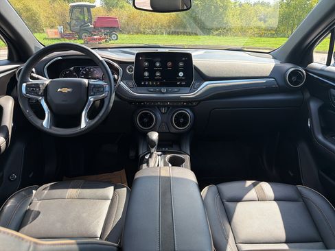 Used 2023 Chevrolet Blazer Premier w/ Enhanced Convenience Package AWD/4WD image 21