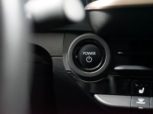 Used 2024 Toyota Crown Platinum image 25