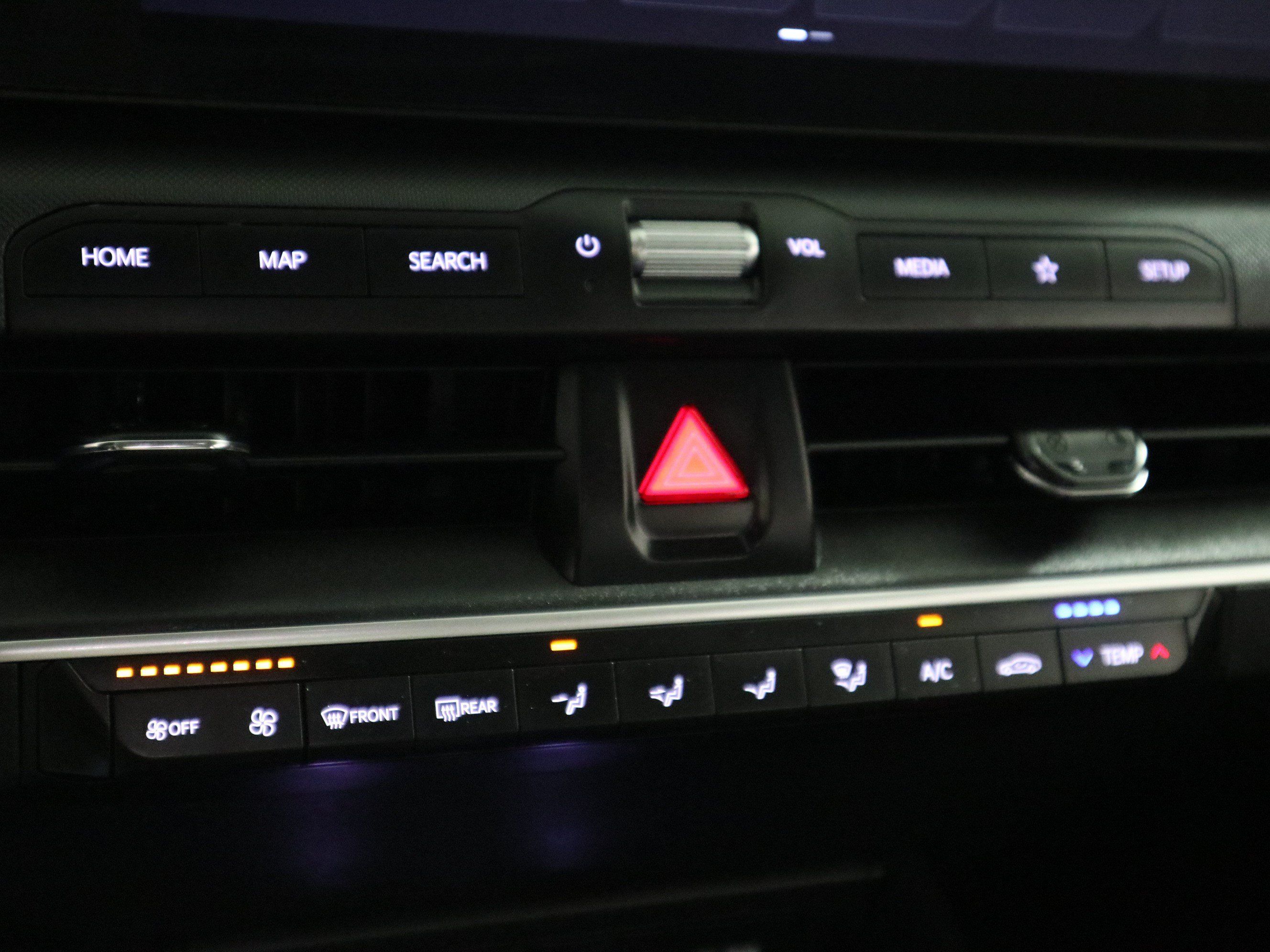 Used 2025 Kia K4 FWD image 25