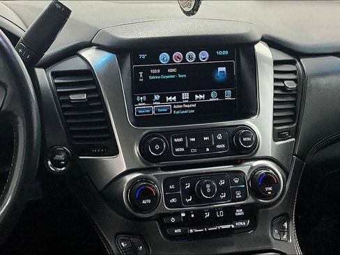 Used 2017 Chevrolet Suburban Premier image 8