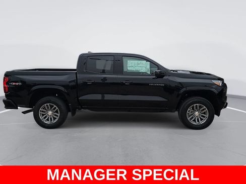 New 2026 Chevrolet Colorado LT w/ Advanced Trailering Package AWD/4WD image 2